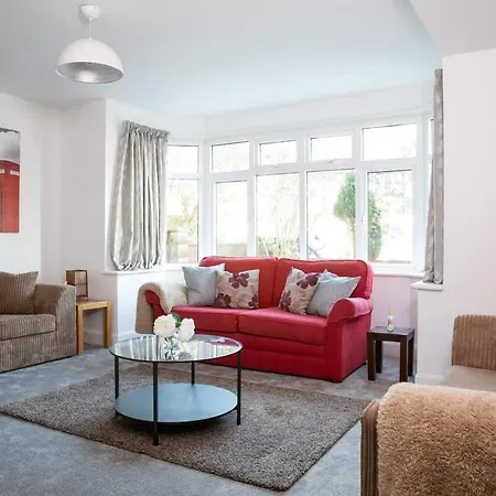 Stunning 4Br House For 10 Near Beach W Hot Tub Bognor Regis Exterior photo