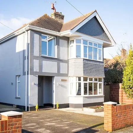 Stunning 4Br House For 10 Near Beach W Hot Tub Bognor Regis Exterior photo