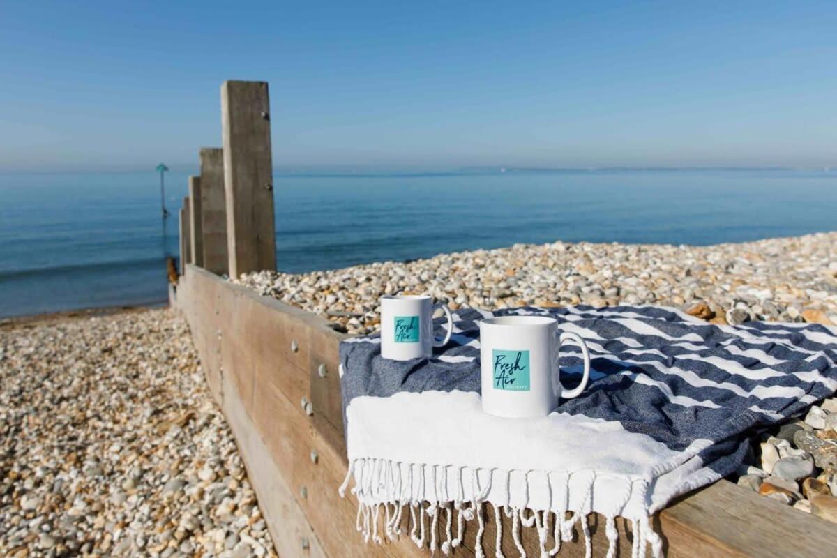 Holiday home Stunning 4br House For 10 Near W Hot Tub Bognor Regis